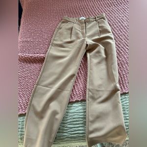 NWT Abercrombie Tailored relaxed pant